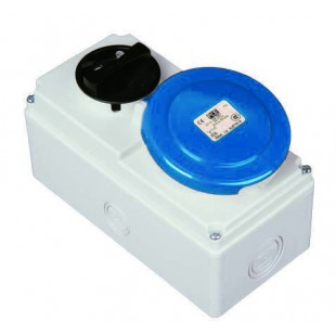 Розетка панельная с выкл. и блокировкой 32A 3p 6h IPX4 PC Electric