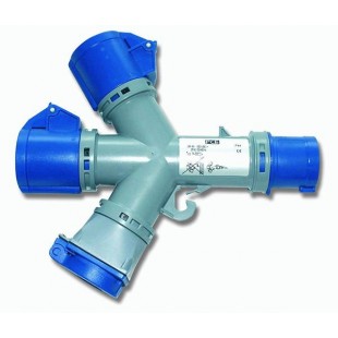 Разветвитель PCE- вилка 2P+T 16A выход 2 розетки 2P+T 16A и 1 Schuko 16F 250V PC Electric